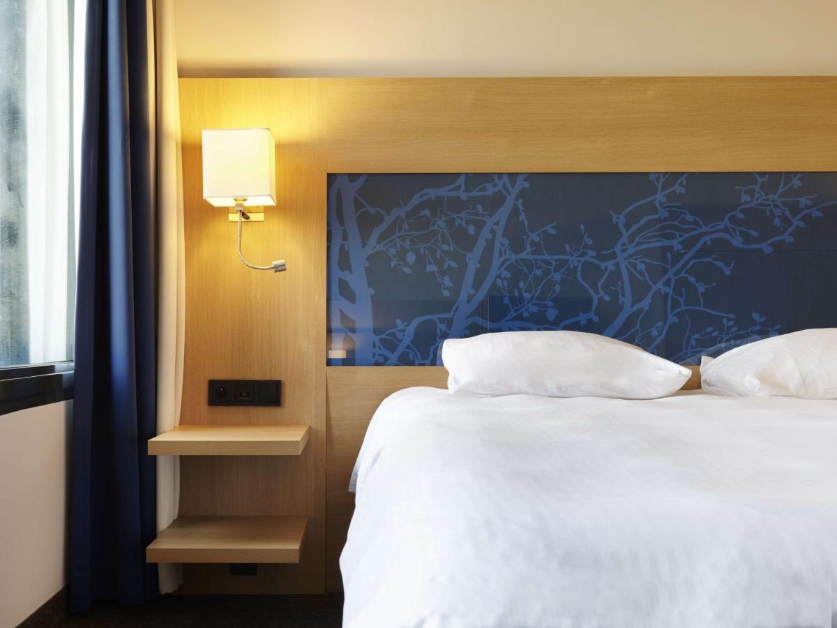 Grâce-Hollogne Park Inn By Radisson Liege Airport מראה חיצוני תמונה